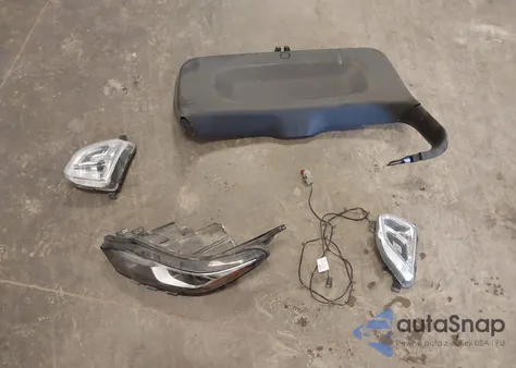 2018 Chevrolet Equinox Lt z USA, uszkodzony, nr VIN 2GNAXSEV2J6248167